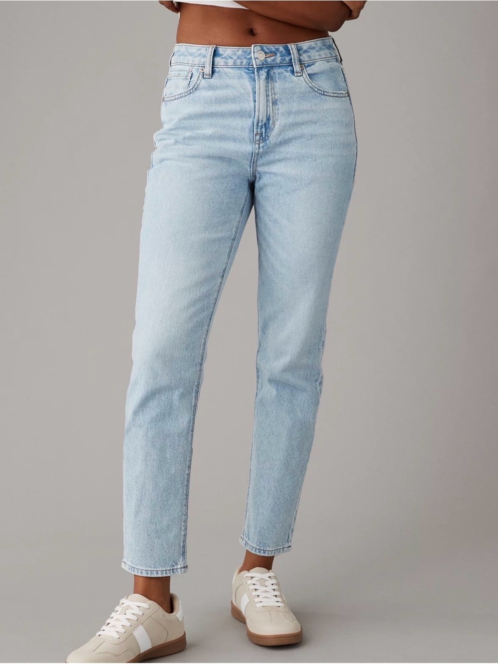 American Eagle Outfitters Light Wash High-Rise Straight Jeans Bundle 2 Pairs